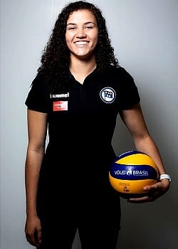 Karina Souza